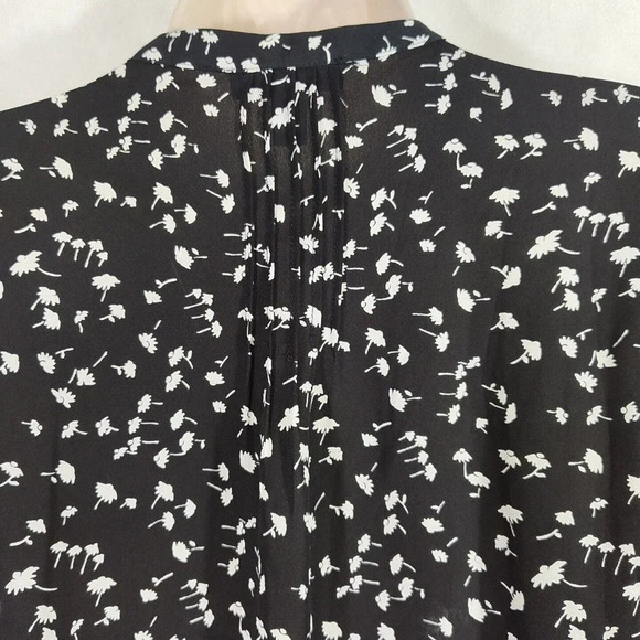 J Crew Black Floral Popover Top Pintuck Women Size S Long Bell Sleeve H8309 - Picture 5 of 9